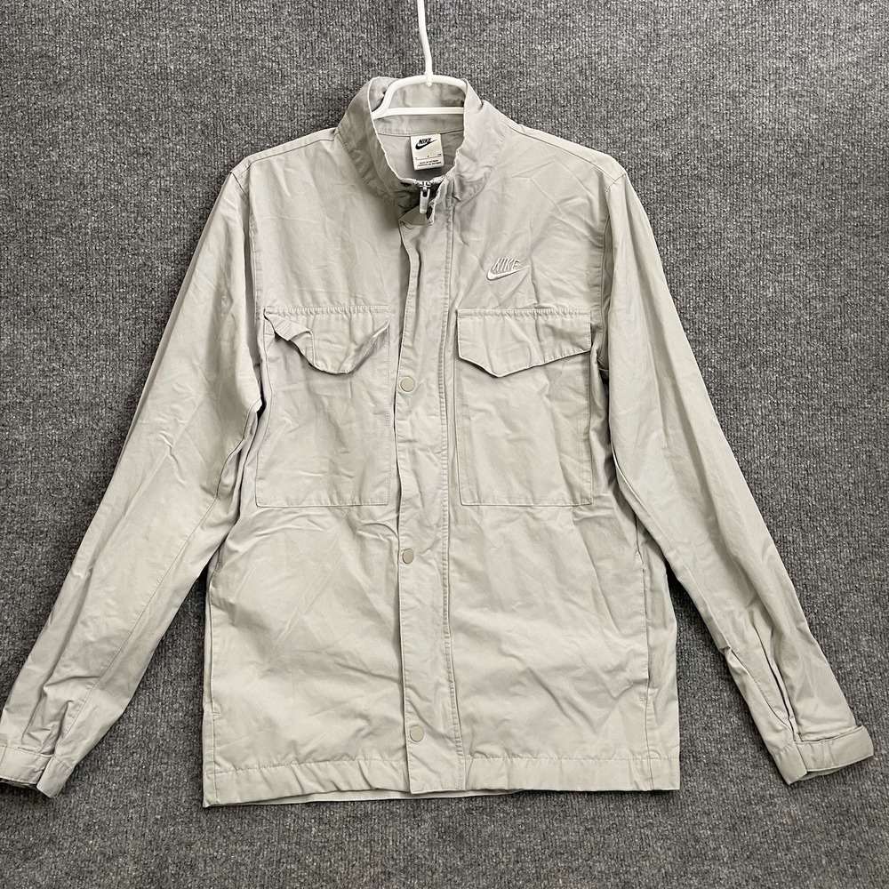 Nike Utility Jacket Men's Sz S Full Zip Snap Pockets Lightweight CZ9922-077 Gray